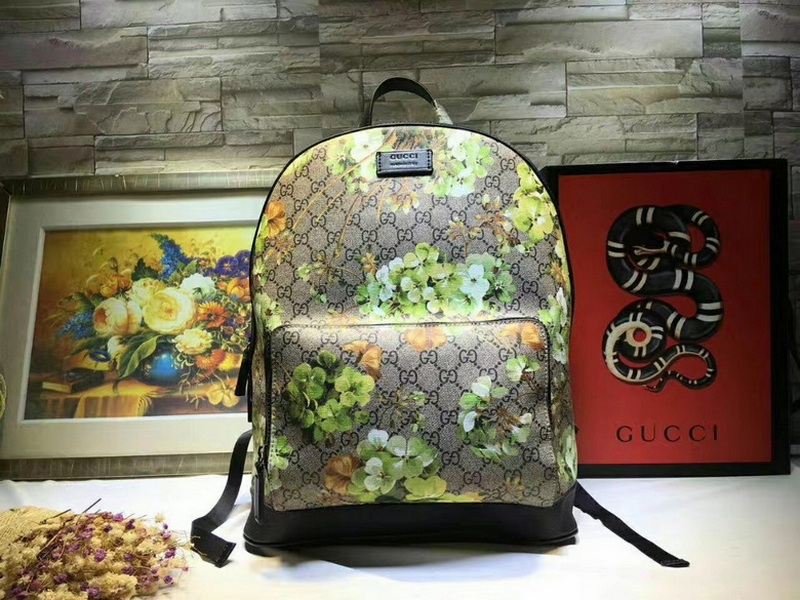 Gucci Handbags 841